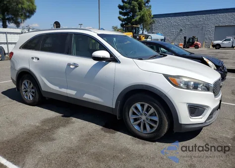 2016 Kia Sorento Lx z USA, uszkodzony, nr VIN 5XYPG4A5XGG070461
